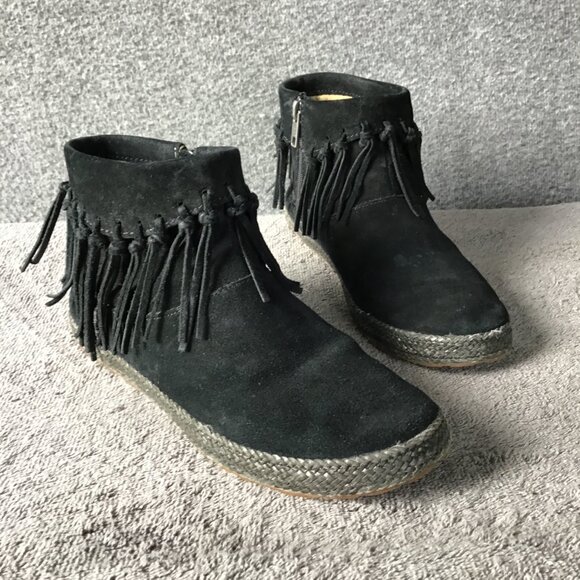 UGG Moccasins with Fringe Black Sz 7 - Picture 1 of 9